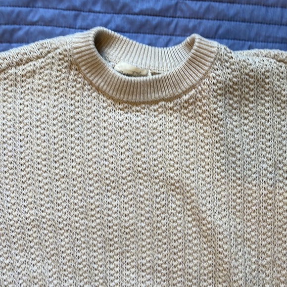 Cropped sweater - Picture 2 of 2